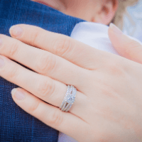 婚約指輪と結婚指輪を兼用するメリット